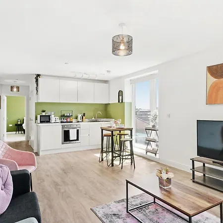 Stunning Penthouse - Balcony Bristol